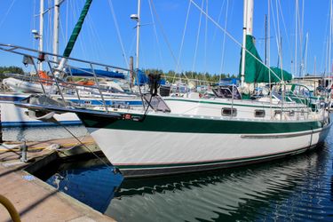 42' Valiant 2000 Yacht For Sale